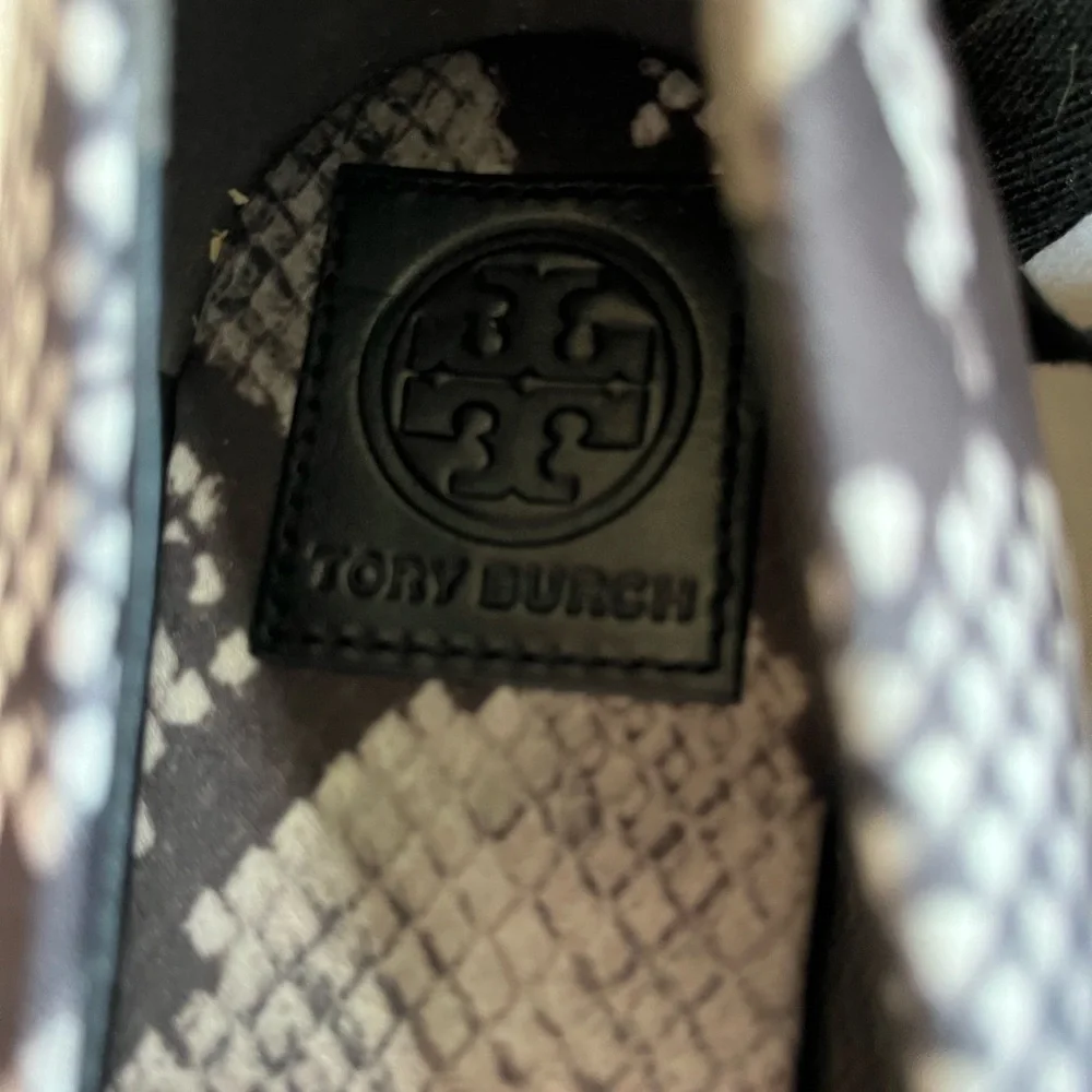 Tory Burch Heather Lace Up Wedge Espadrille Printed Satin Snake Print Sz 9.5 EUC